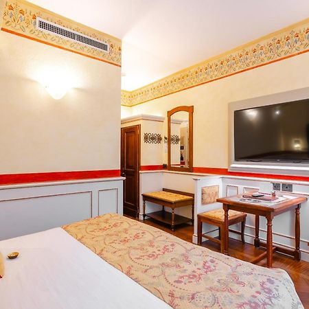 Art Hotel Commercianti Болонья Екстер'єр фото