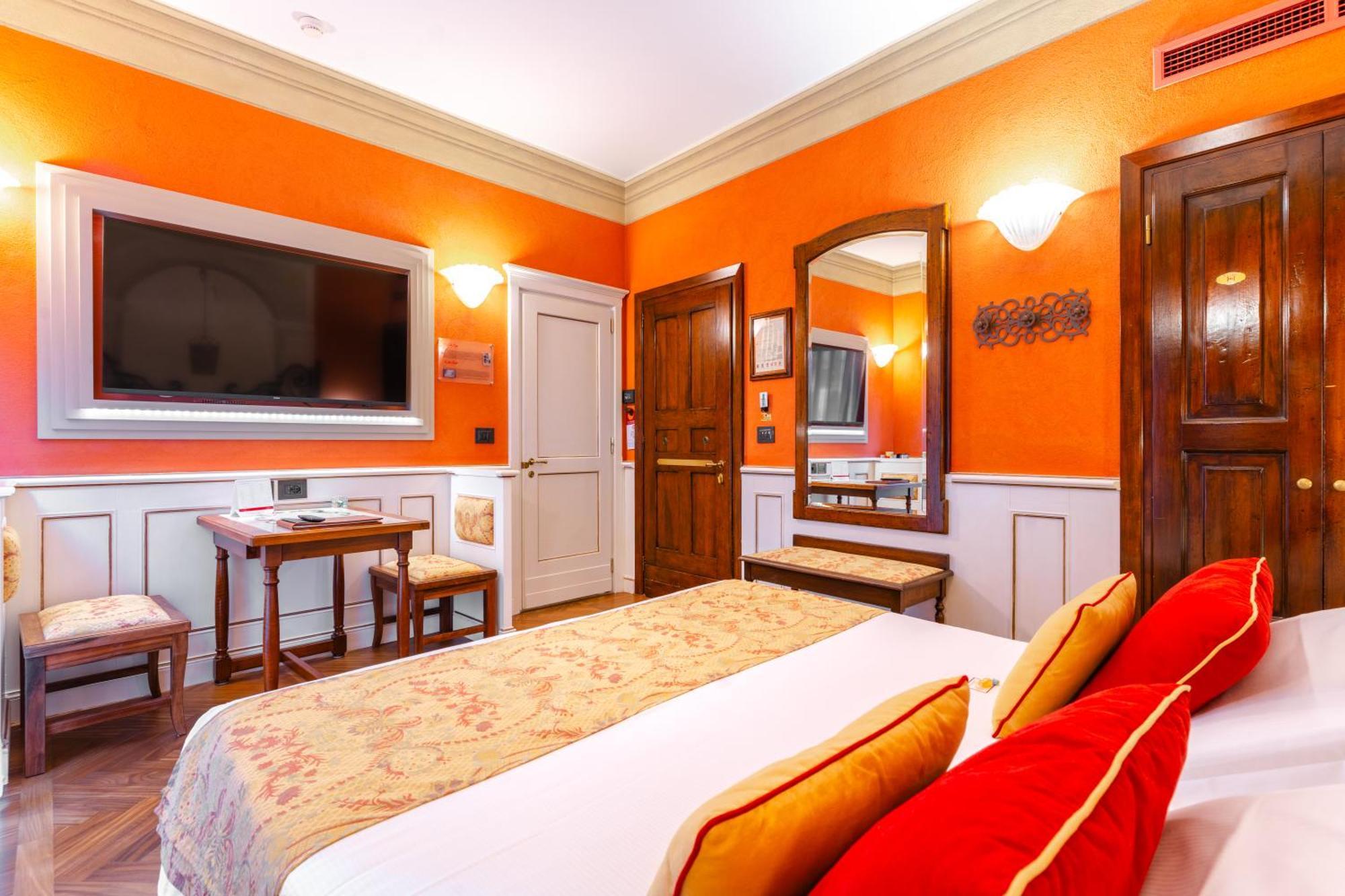 Art Hotel Commercianti Болонья Екстер'єр фото